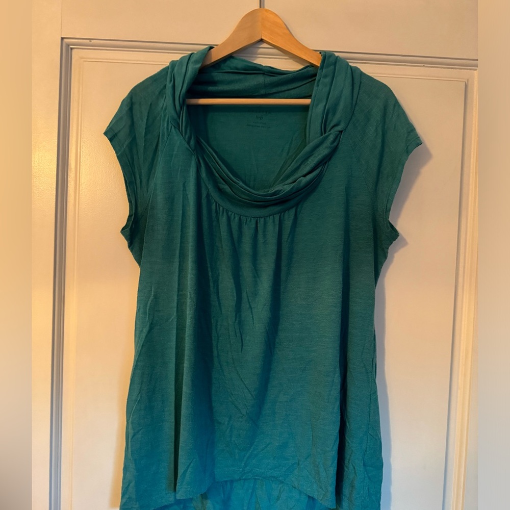 Cowl neck cap sleeve top